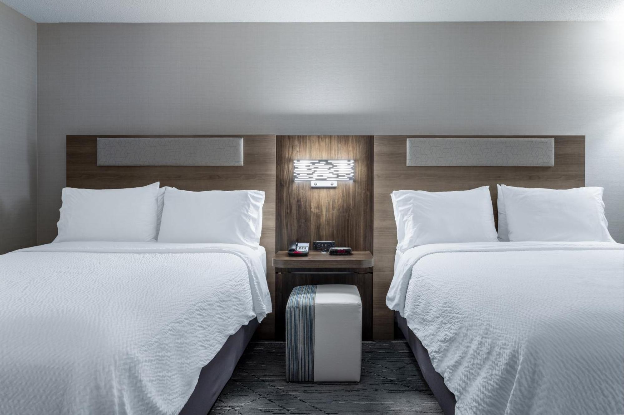 Express & Suites-st. Paul By Ihg 2* Vadnais Heights
