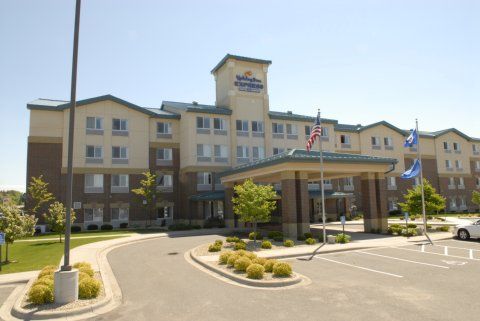 Hotel Express & Suites-st. Paul By Ihg 2*